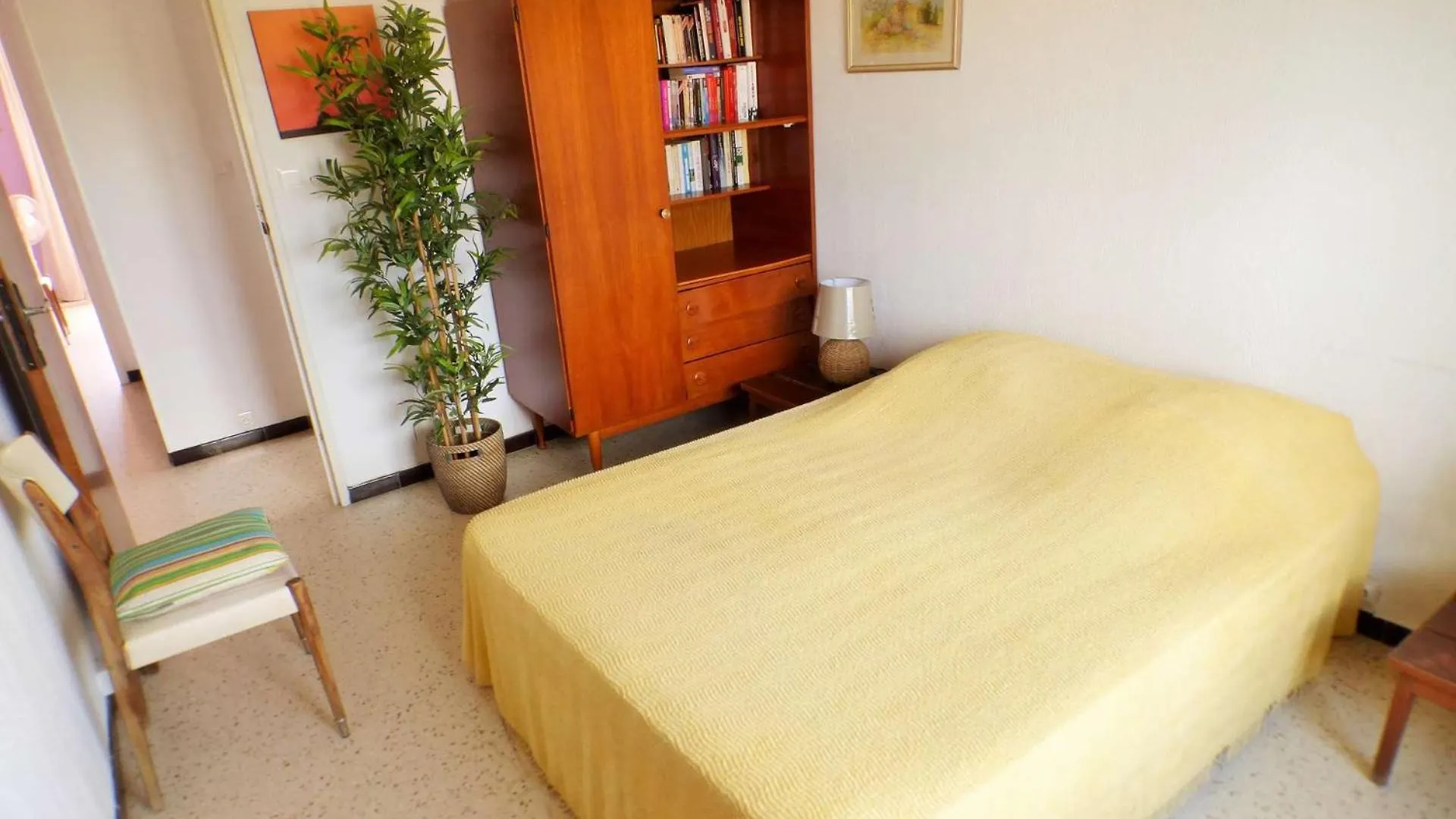 A 200 M De La Plage, Appartement 2 Chambres Avec Terrasse Vue Mer ! Parking Prive La Seyne-sur-Mer