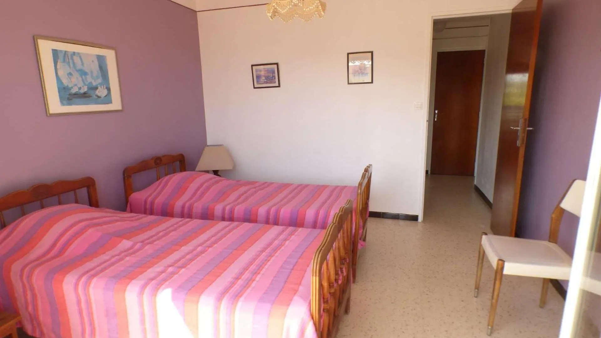 Apartment A 200 M De La Plage, Appartement 2 Chambres Avec Terrasse Vue Mer ! Parking Prive La Seyne-sur-Mer