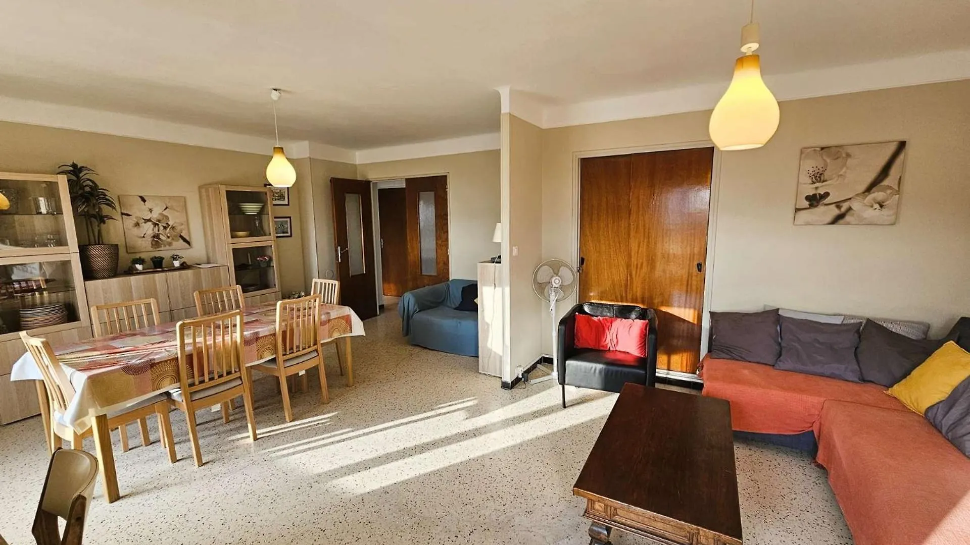 A 200 M De La Plage, Appartement 2 Chambres Avec Terrasse Vue Mer ! Parking Prive La Seyne-sur-Mer 0*,  France